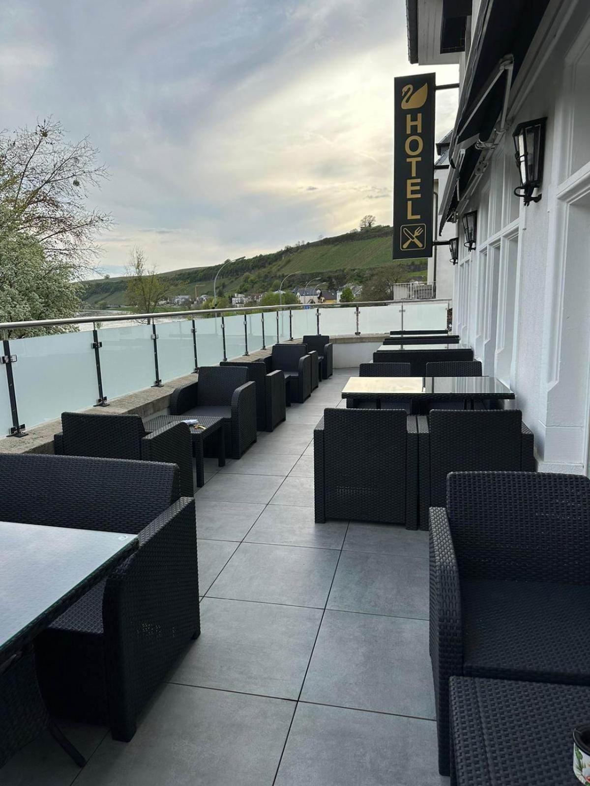 Hotel Whiteswan Ihnen Exterior foto